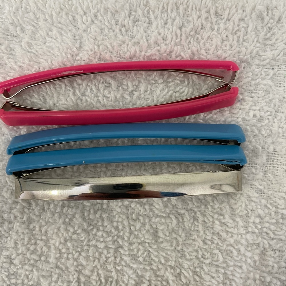 Vintage 80’s hair barrettes. 5 total
